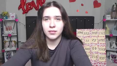 Snapshot of laurahlot chatting on March 1, 9:15 pm LauraHlot online show from March 1, 9:15 pm