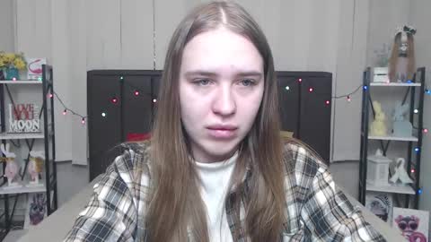 Snapshot of laurahlot chatting on September 9, 5:40 am LauraHlot online show from September 9, 5:40 am