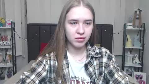 Snapshot of laurahlot chatting on September 11, 6:24 am LauraHlot online show from September 11, 6:24 am