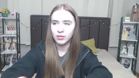 Snapshot of laurahlot chatting on September 16, 6:31 pm LauraHlot online show from September 16, 6:31 pm