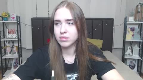 Snapshot of laurahlot chatting on September 24, 5:44 am LauraHlot online show from September 24, 5:44 am