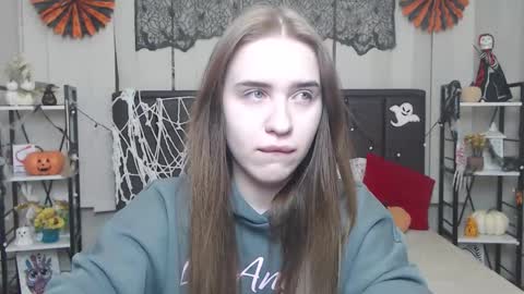 Snapshot of laurahlot chatting on October 26, 6:36 pm LauraHlot online show from October 26, 6:36 pm