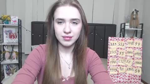 Snapshot of laurahlot chatting on November 19, 7:03 pm LauraHlot online show from November 19, 7:03 pm