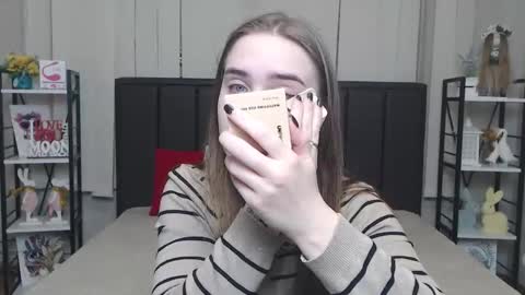 Snapshot of laurahlot chatting on December 5, 6:26 pm LauraHlot online show from December 5, 6:26 pm