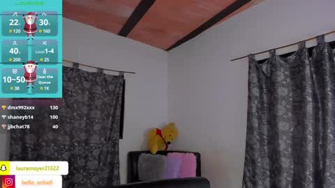 Laura Mayer online show from December 30, 8:43 am