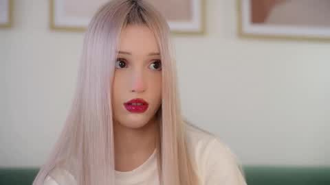 Laura online show from September 30, 7:46 am