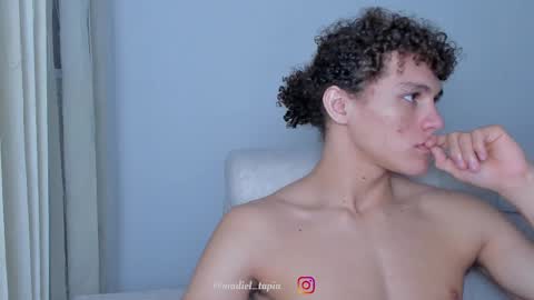 Laureent online show from February 11, 8:48 am