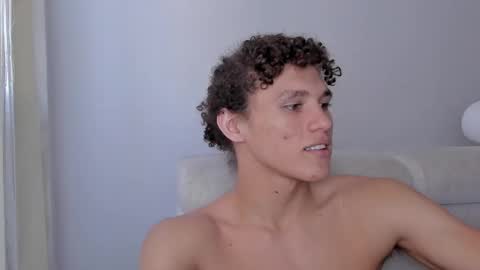 Laureent online show from February 16, 5:26 pm