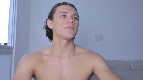 Laureent online show from February 19, 10:20 pm