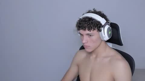 Laureent online show from October 6, 3:04 am