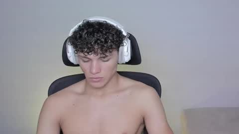 Laureent online show from October 14, 6:25 am