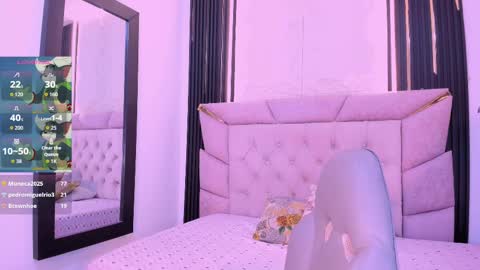 Laurem online show from September 9, 8:08 pm