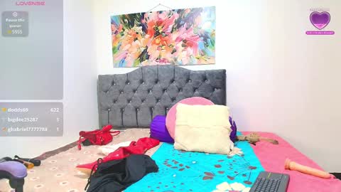 Lauren online show from February 10, 10:19 pm