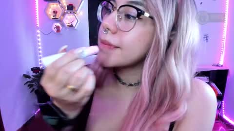  Im Lauren  independent model   online show from March 7, 1:29 pm