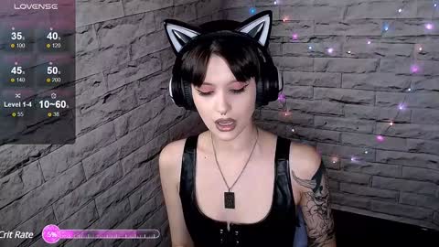 Eva online show from December 15, 6:04 pm