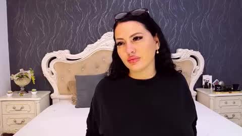 Laura online show from October 5, 6:01 am