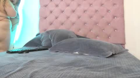 laurenlaine online show from September 20, 3:57 pm