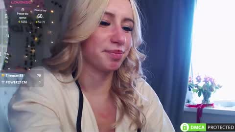 Mia online show from September 13, 11:32 am