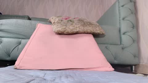 Lay Madison  online show from February 6, 10:32 pm