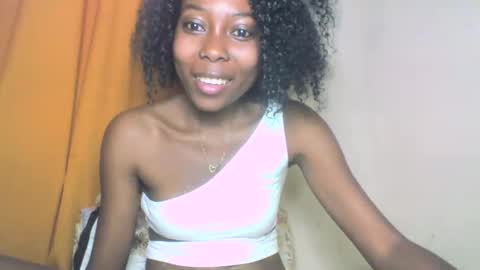 layannek online show from October 1, 4:07 am