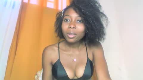 layannek online show from October 11, 8:24 am