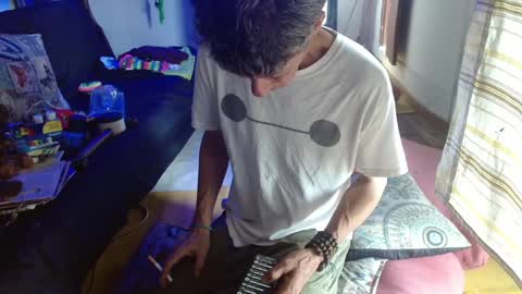 Laye19 online show from December 30, 6:27 pm