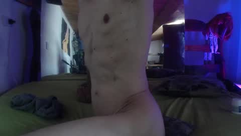 Laye19 online show from February 7, 6:13 pm