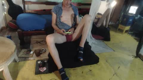 Laye19 online show from September 15, 7:30 am