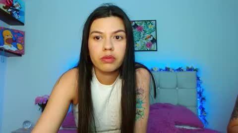 Snapshot of layla_roma chatting on January 21, 2:00 am Lia and Rachel online show from January 21, 2:00 am