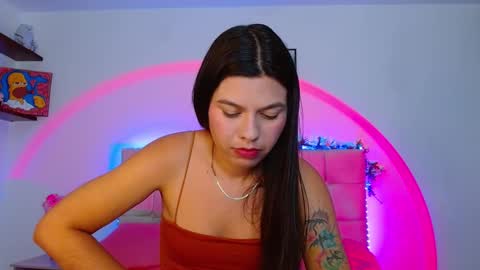 Snapshot of layla_roma chatting on October 11, 2:00 am Lia and Rachel online show from October 11, 2:00 am