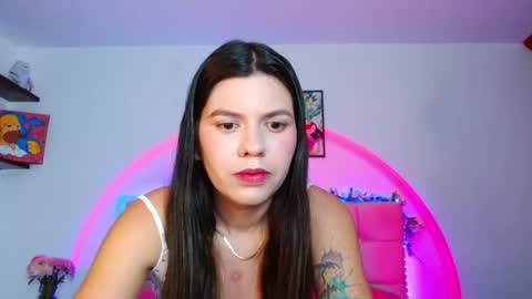 Snapshot of layla_roma chatting on October 14, 12:44 am Lia and Rachel online show from October 14, 12:44 am