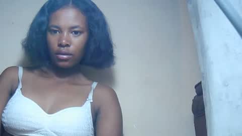 laylah517 online show from November 19, 2:11 am