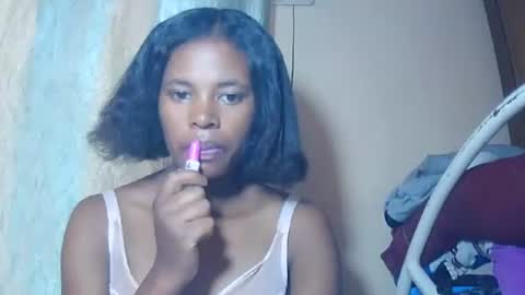 laylah517 online show from November 25, 3:06 am