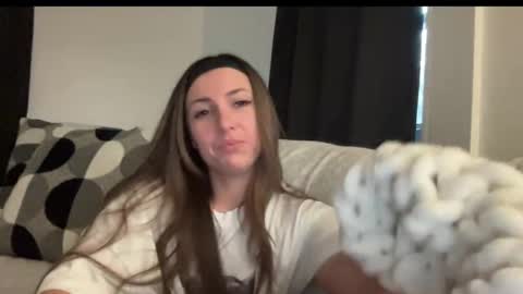 laylahlaylah1 online show from November 10, 1:21 pm