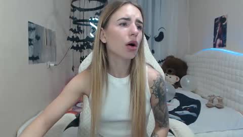 laymablast online show from October 13, 6:02 am