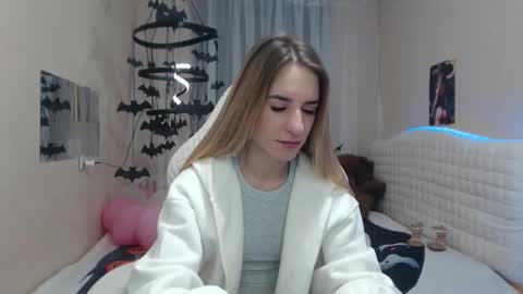 laymablast online show from November 1, 6:59 am