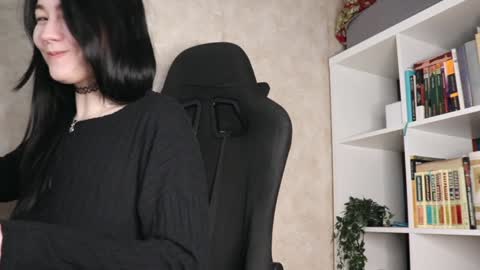 Lisa online show from December 31, 5:22 am