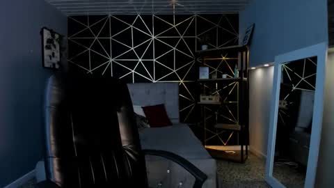 Lea Velle online show from October 17, 4:15 am