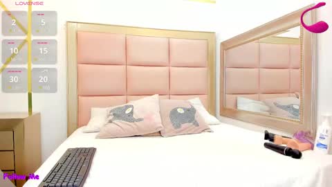 Lea online show from February 26, 9:48 pm