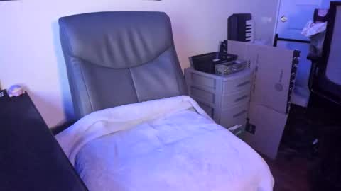 Leafy online show from December 4, 3:38 am