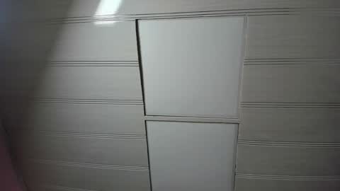 Snapshot of leamoreau__ chatting on October 25, 11:51 am leamoreau__ online show from October 25, 11:51 am