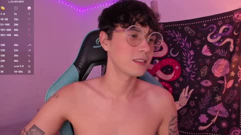 leaneseb online show from December 15, 11:31 pm