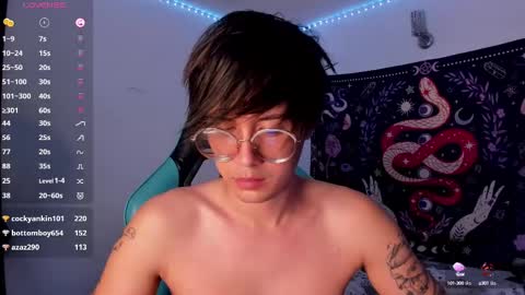 leaneseb online show from February 27, 1:28 pm