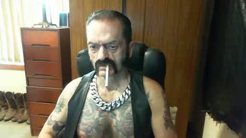 Snapshot of leathergreaser chatting on January 13, 10:45 pm leathergreaser online show from January 13, 10:45 pm