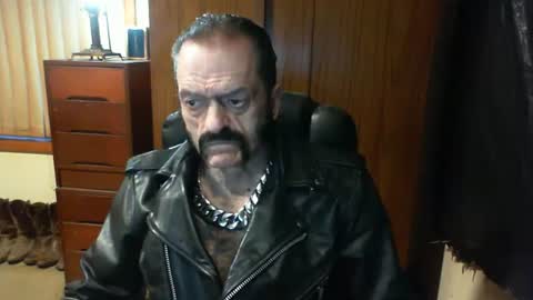 Snapshot of leathergreaser chatting on January 16, 7:20 pm leathergreaser online show from January 16, 7:20 pm