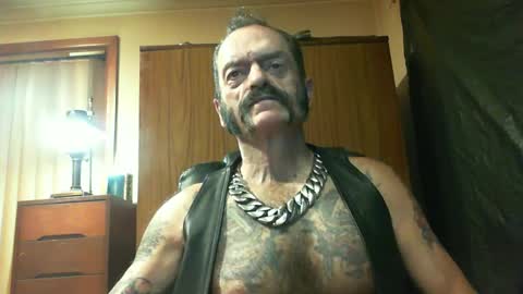Snapshot of leathergreaser chatting on January 31, 7:08 pm leathergreaser online show from January 31, 7:08 pm