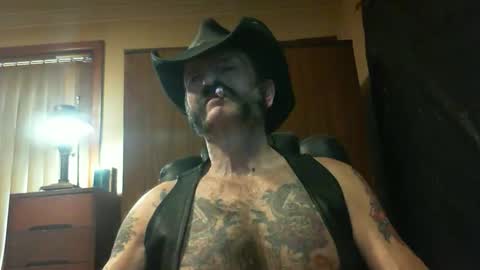 Snapshot of leathergreaser chatting on September 28, 8:47 pm leathergreaser online show from September 28, 8:47 pm