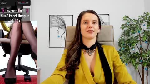 Elle  online show from December 30, 11:15 am