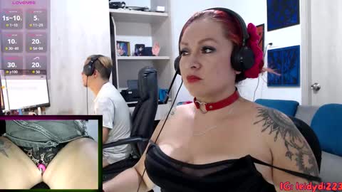 Snapshot of leidycrstnch21 chatting on October 24, 1:24 am LeidyDi223 online show from October 24, 1:24 am