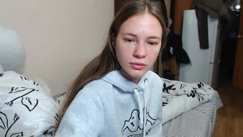 leila_bambi_ online show from December 25, 9:11 pm